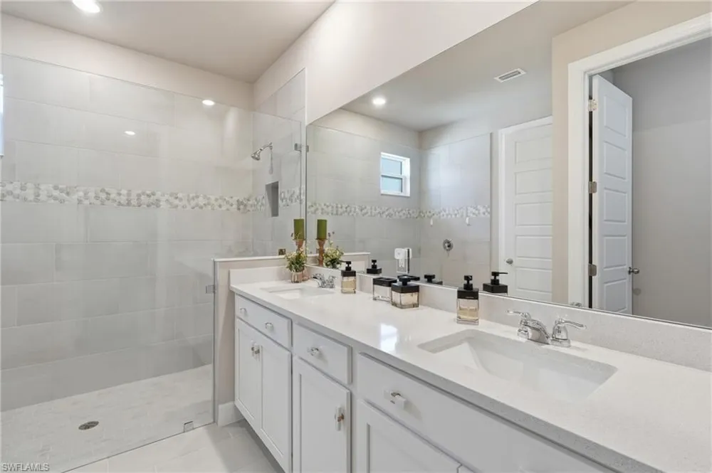 44573 Frontier Drive Punta Gorda, FL 33982