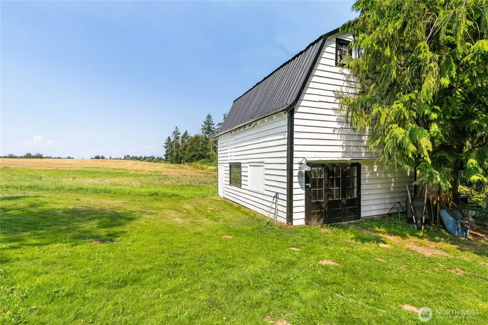 810 H ST ROAD Lynden, WA 98264