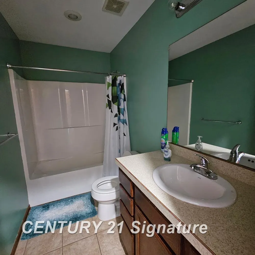 3891 Mystic Trail Saginaw Charter Township, MI 48603