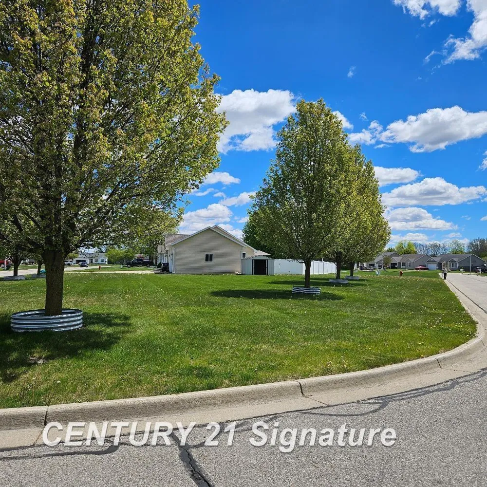 3891 Mystic Trail Saginaw Charter Township, MI 48603