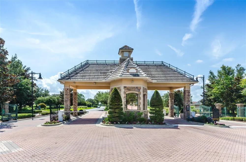 10840 MOBBERLEY CIRCLE Orlando, FL 32832