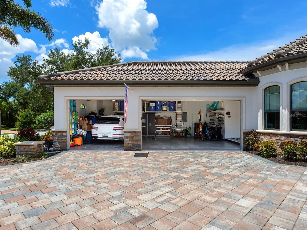 14615 LEOPARD CREEK PLACE Bradenton, FL 34202