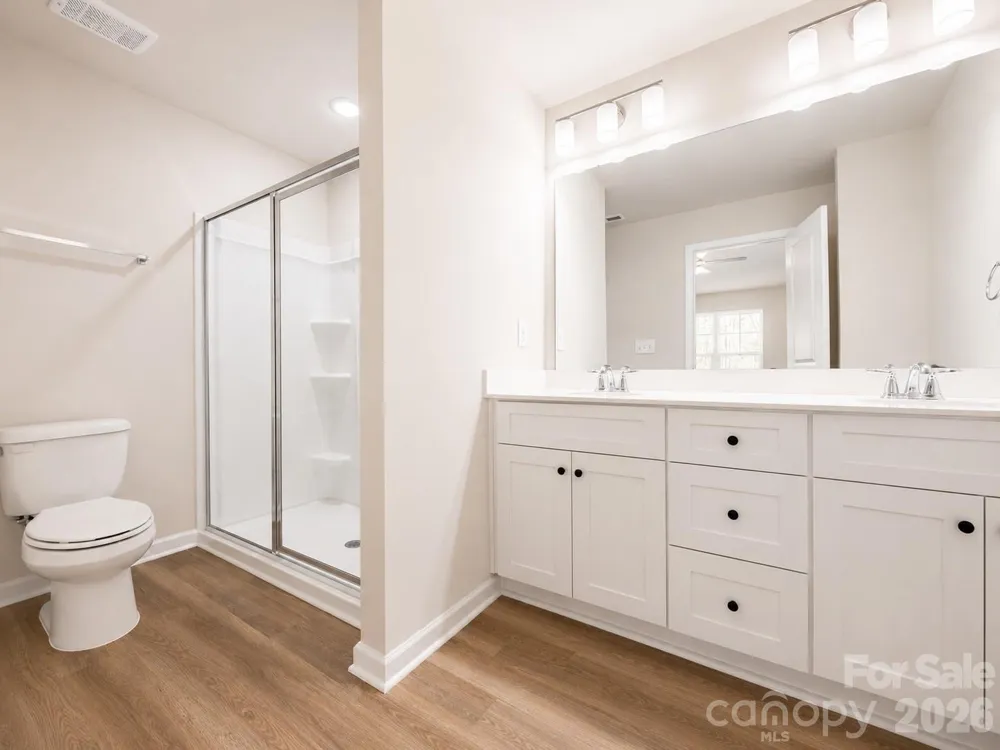 3048 Aberleaf Lane Charlotte, NC 28227