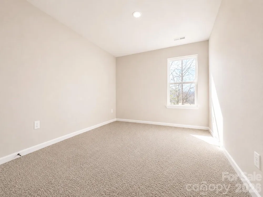 3048 Aberleaf Lane Charlotte, NC 28227
