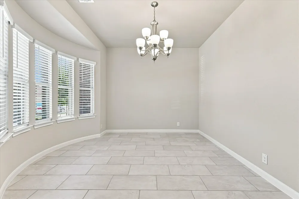 217 White Tail Lane Alvarado, TX 76009