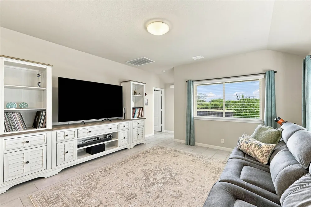 217 White Tail Lane Alvarado, TX 76009