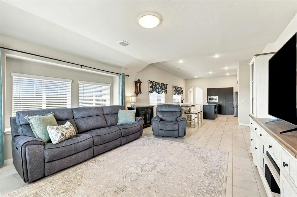 217 White Tail Lane Alvarado, TX 76009