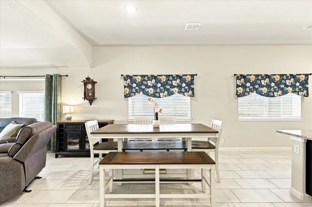 217 White Tail Lane Alvarado, TX 76009
