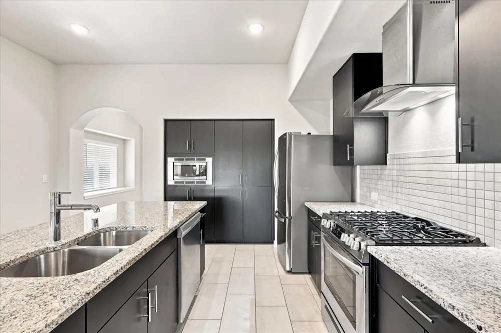 217 White Tail Lane Alvarado, TX 76009