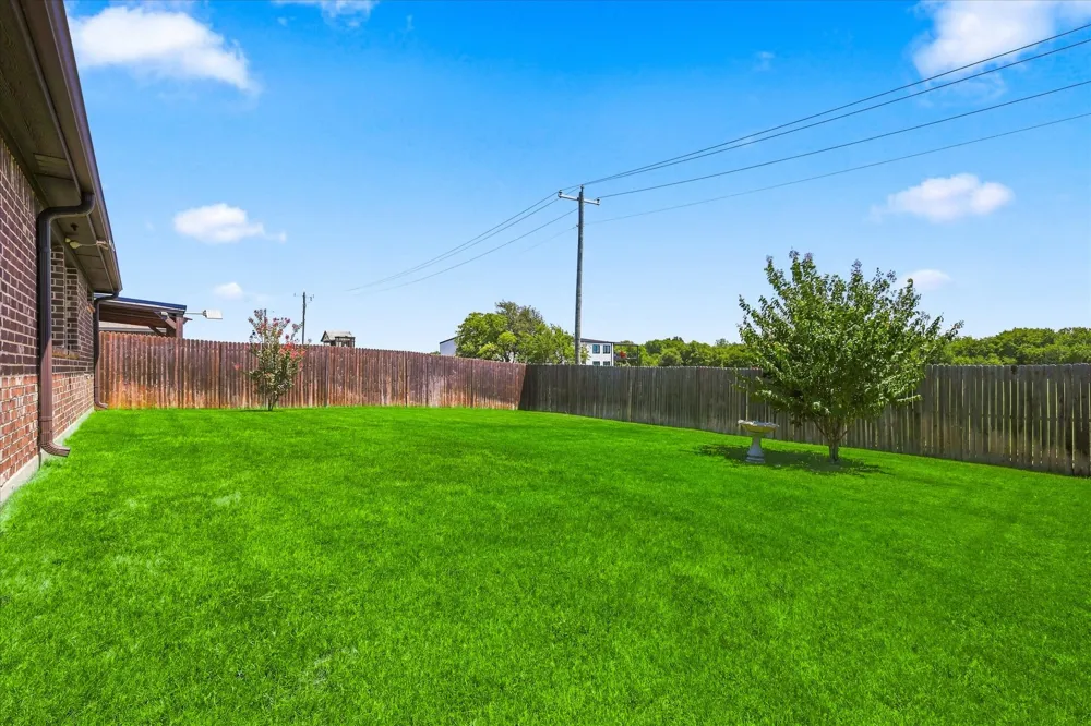 217 White Tail Lane Alvarado, TX 76009