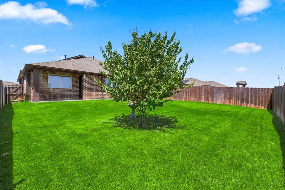 217 White Tail Lane Alvarado, TX 76009