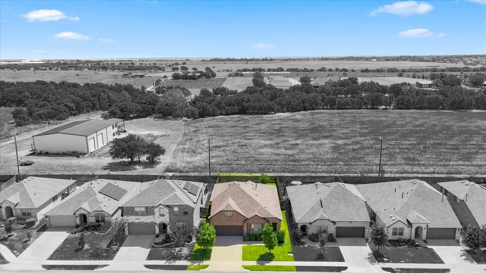 217 White Tail Lane Alvarado, TX 76009