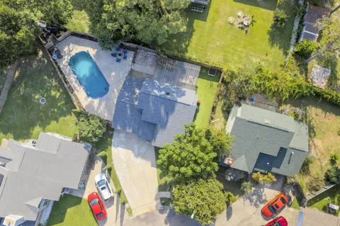 424 NW Village Court