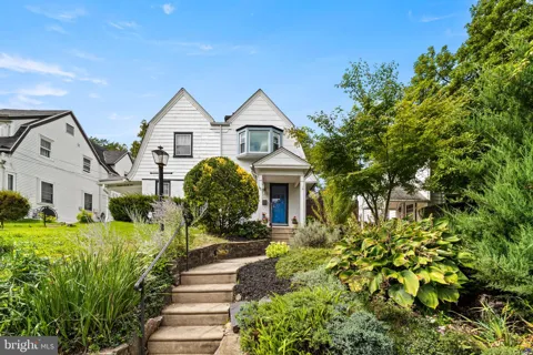 1471 BRADDOCK LANE