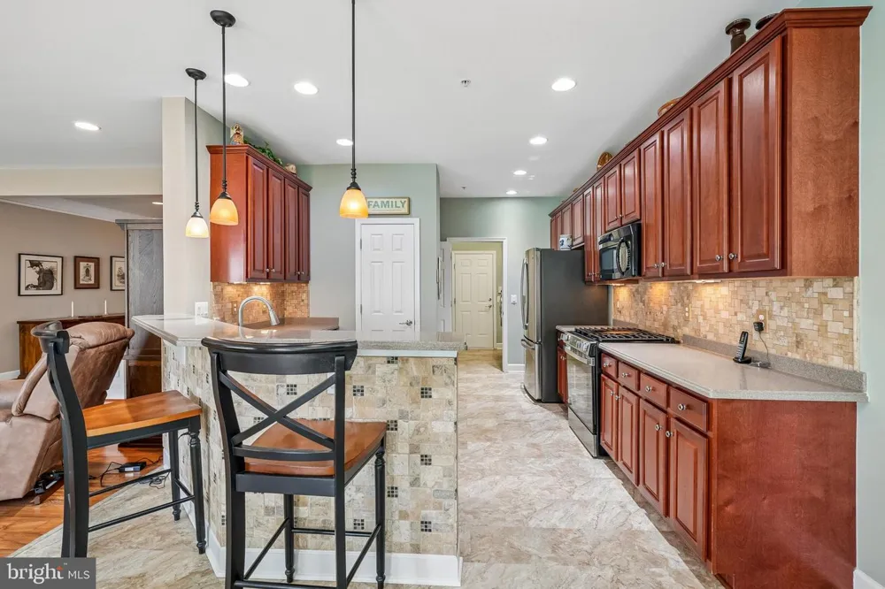 33 BATTERY POINT DRIVE Fredericksburg, VA 22406