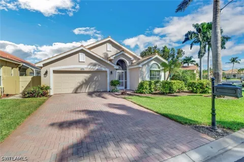 Jardin Drive