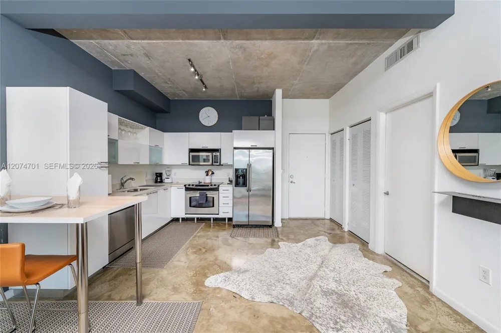 234 NE 3rd St #1703 Miami, FL 33132