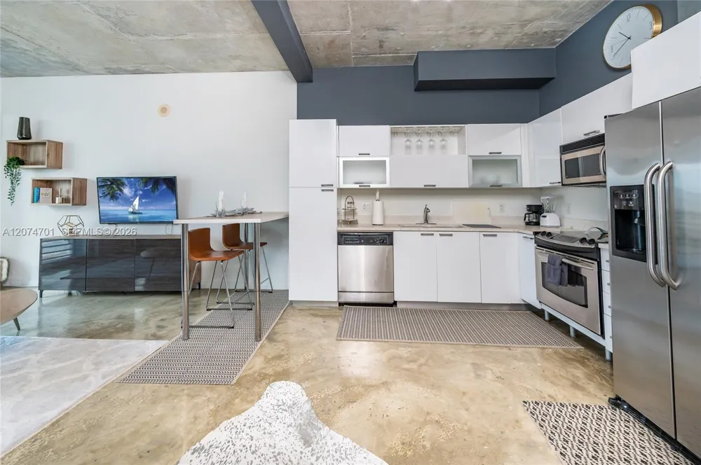 234 NE 3rd St #1703 Miami, FL 33132