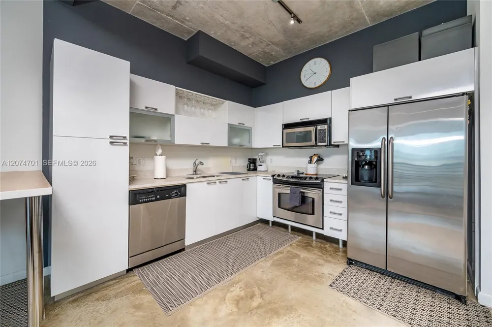 234 NE 3rd St #1703 Miami, FL 33132