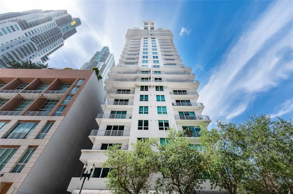 234 NE 3rd St #1703 Miami, FL 33132