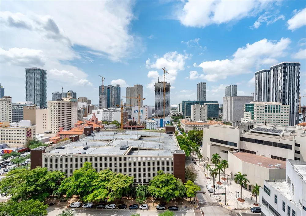 234 NE 3rd St #1703 Miami, FL 33132