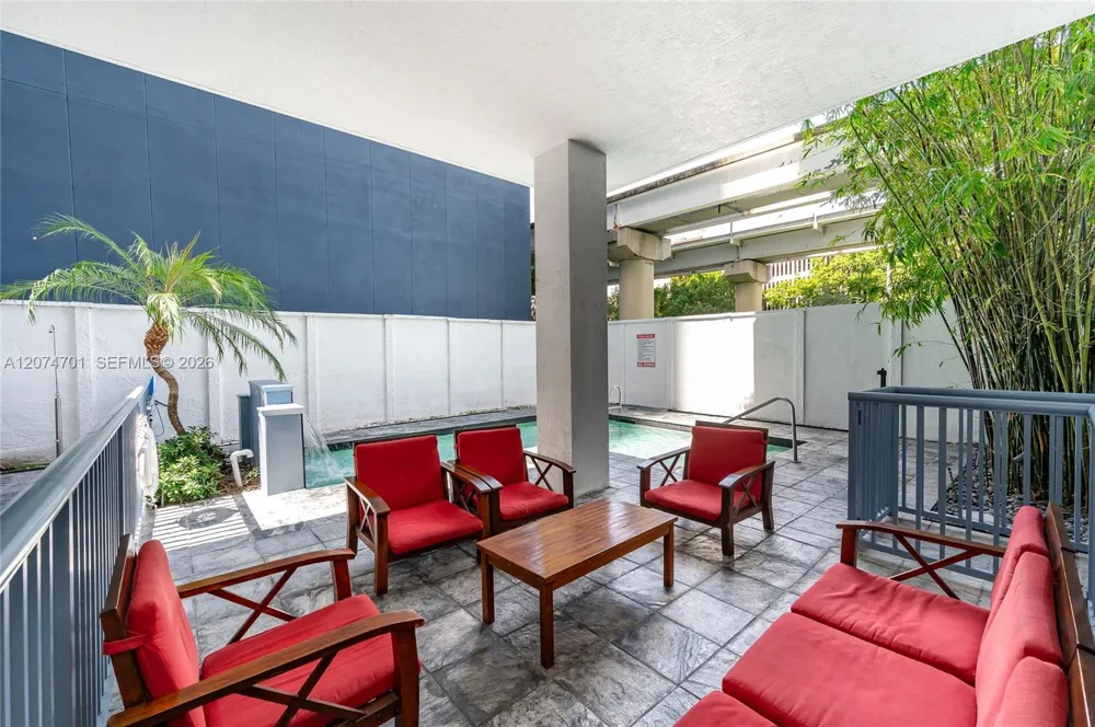 234 NE 3rd St #1703 Miami, FL 33132