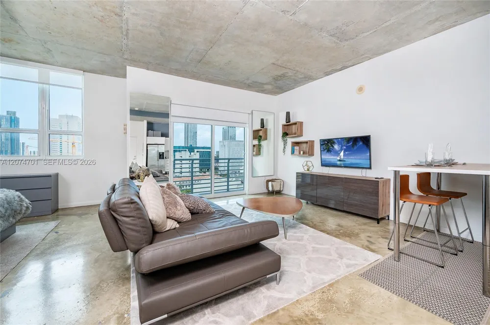 234 NE 3rd St #1703 Miami, FL 33132
