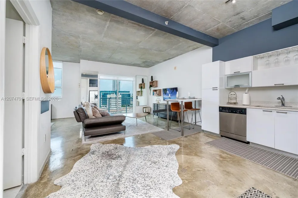 234 NE 3rd St #1703 Miami, FL 33132