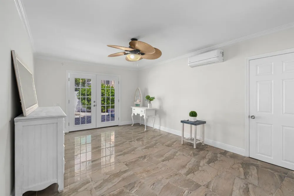 121 Queen Eugenia Court Fort Pierce, FL 34949