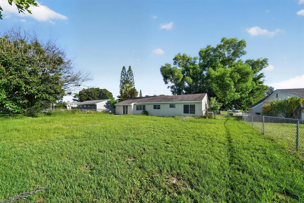 230 SW CHERRYHILL ROAD Port St. Lucie, FL 34953