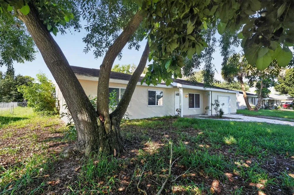 230 SW CHERRYHILL ROAD Port St. Lucie, FL 34953