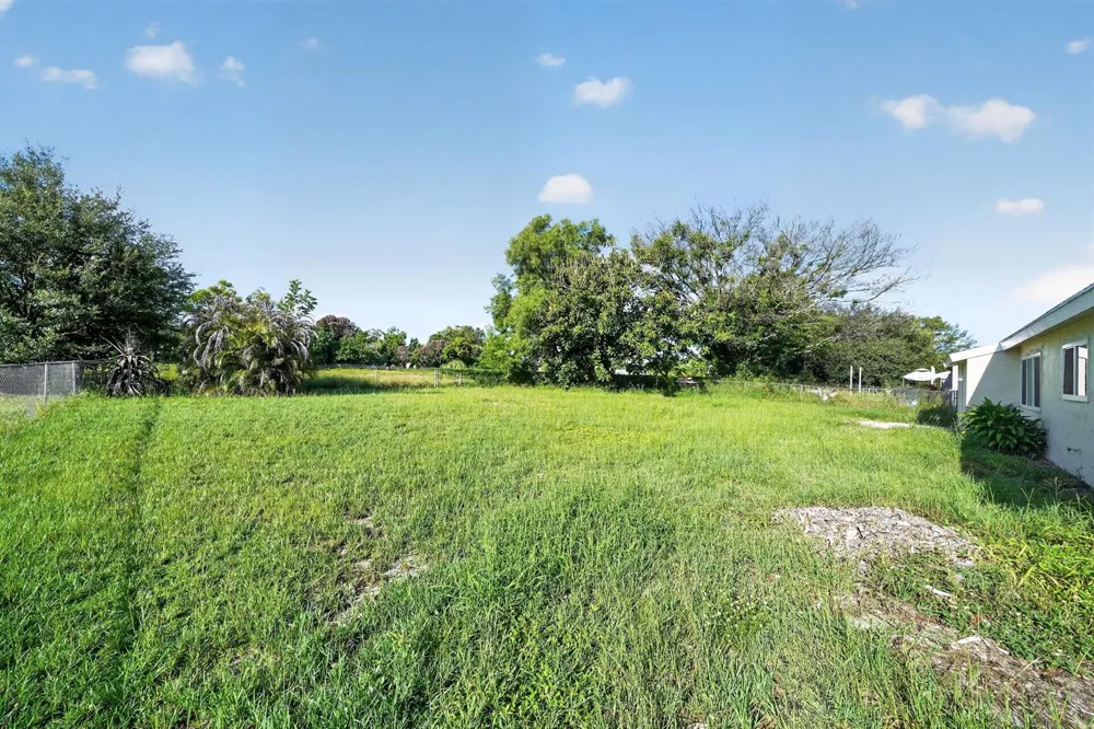 230 SW CHERRYHILL ROAD Port St. Lucie, FL 34953