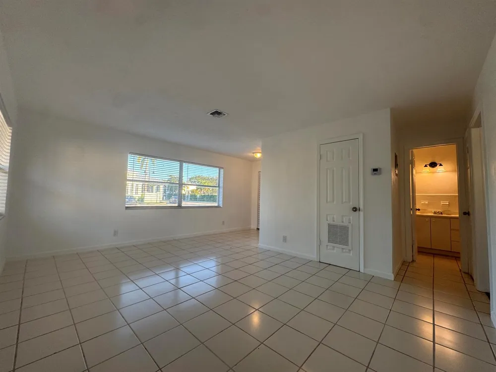 1795 NW 55th Avenue #1 Lauderhill, FL 33313