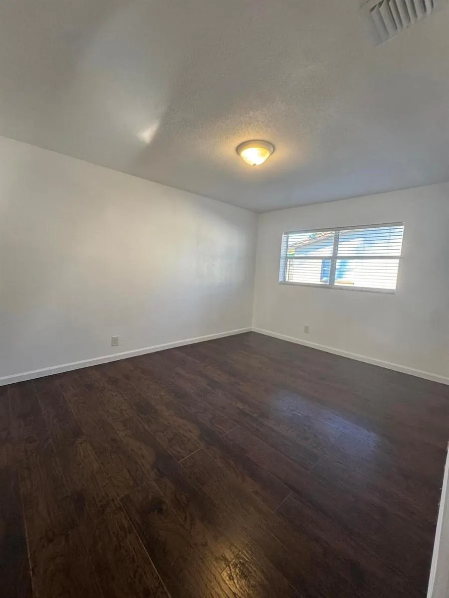 1795 NW 55th Avenue #1 Lauderhill, FL 33313