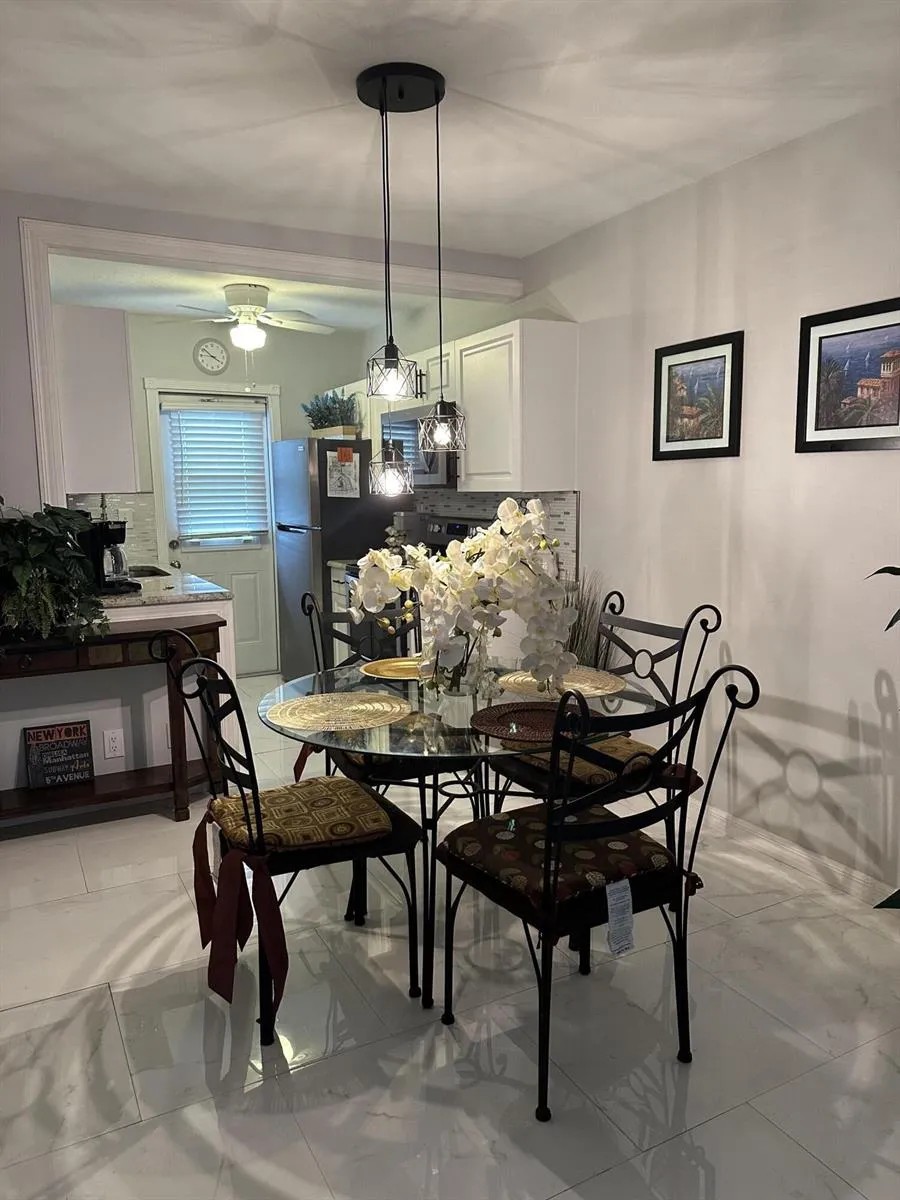 1113 Lake Terrace Boynton Beach, FL 33426