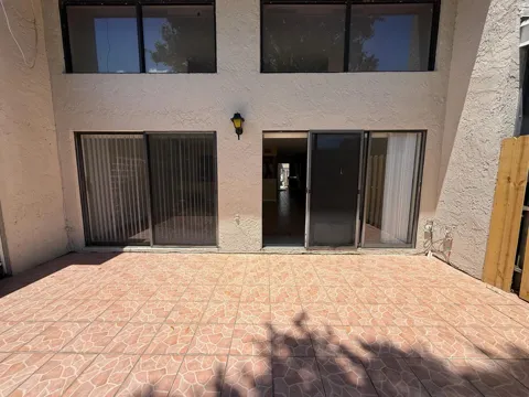 5006 S University Drive