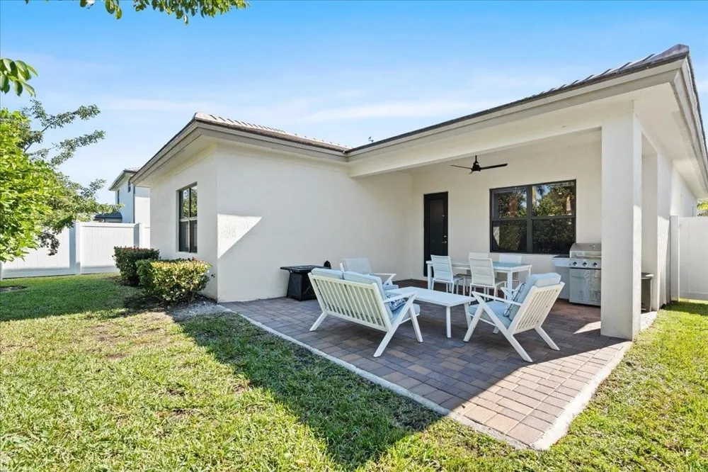 17429 SW 41st Street Miramar, FL 33029