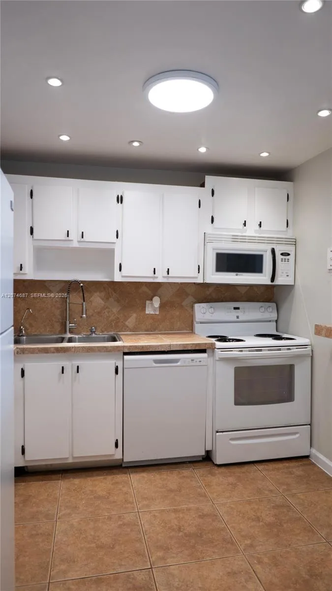 Address Not Shown North Miami Beach, FL 33160