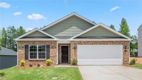129 Greenbrier Way