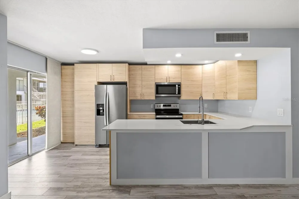 4035 S SCHOOL AVENUE #C5 Sarasota, FL 34231