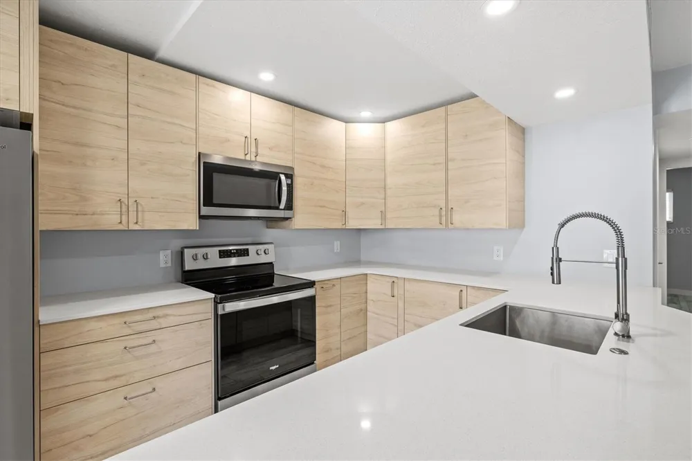4035 S SCHOOL AVENUE #C5 Sarasota, FL 34231