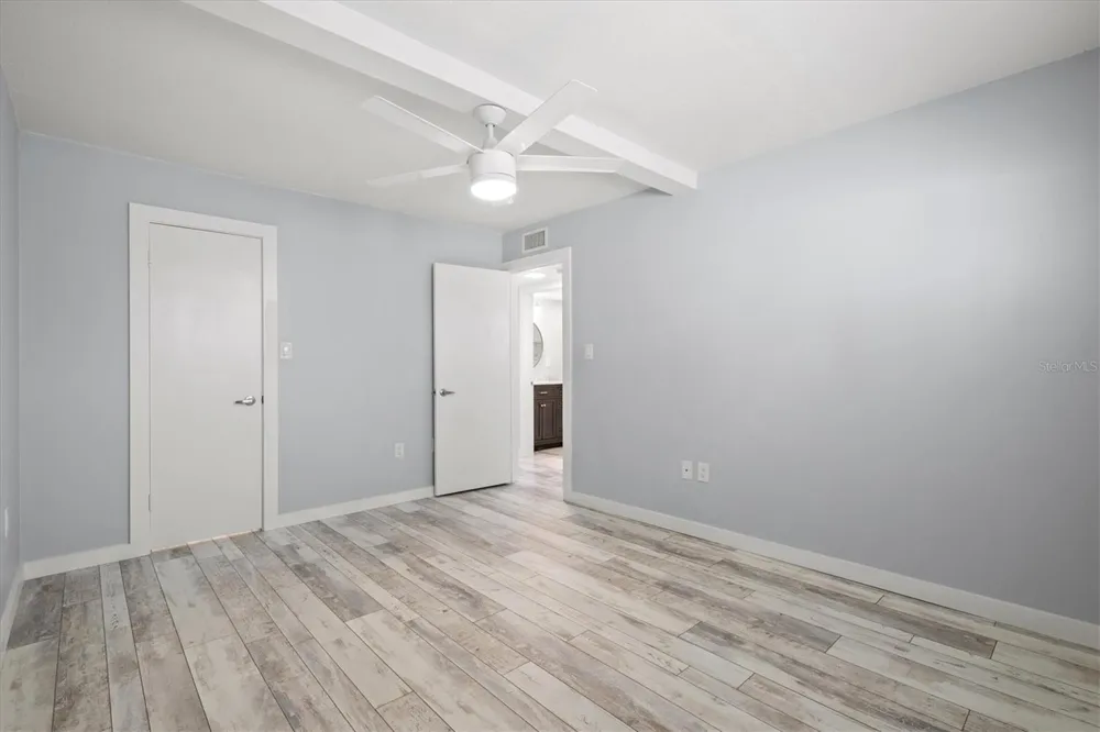 4035 S SCHOOL AVENUE #C5 Sarasota, FL 34231