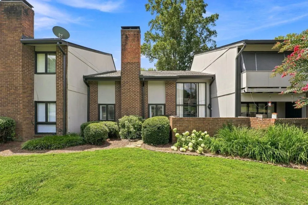 3249 Clairmont North NE Brookhaven, GA 30329