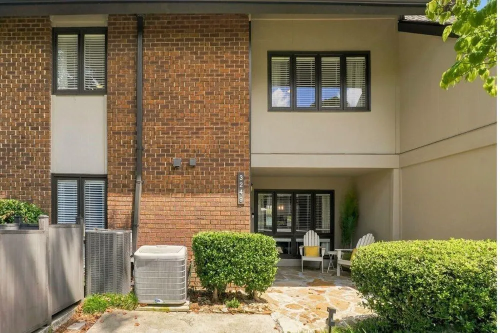 3249 Clairmont North NE Brookhaven, GA 30329