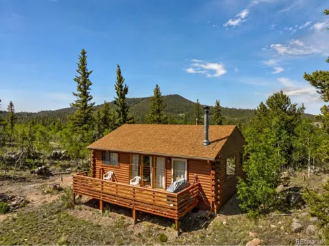 225 Deadwood Drive