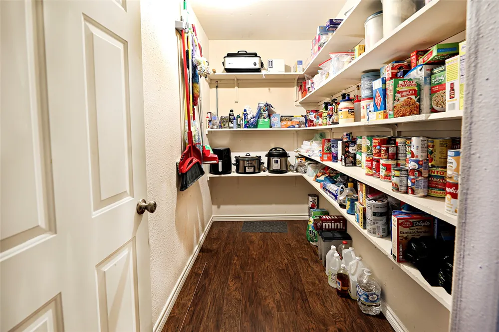 251 Alicia Street Bowie, TX 76230