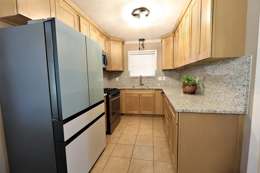 251 Alicia Street Bowie, TX 76230