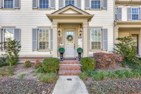1132 Moonstone Street