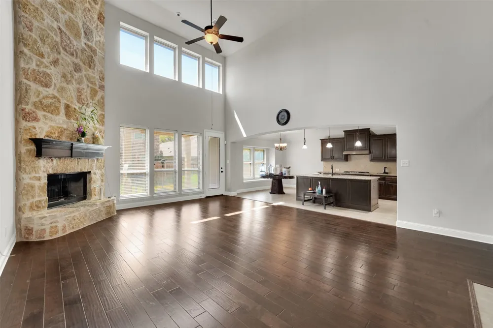2743 Chimney Rock Road Burleson, TX 76028
