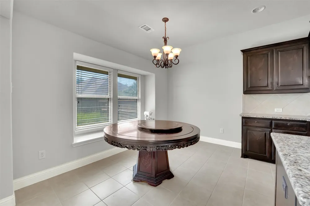 2743 Chimney Rock Road Burleson, TX 76028